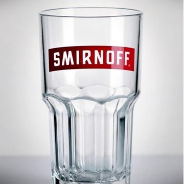 Granity Smirnoff 32 cl (155 Stk. pro Karton)