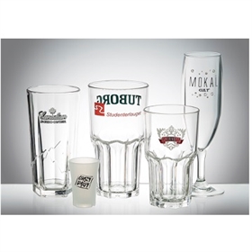 Glas mit Logo